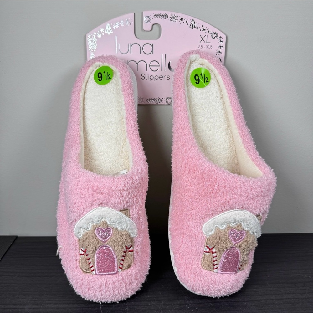 NEW Luna Mellow Pink Gingerbread House Slippers XL NWT